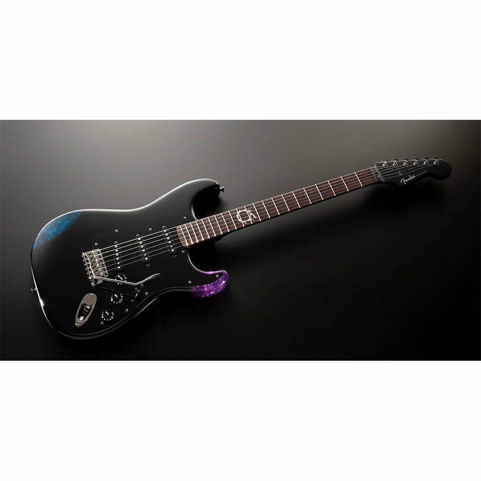 Fender/FINAL FANTASY XIV STRATOCASTER【10月28日発売・ご予約受付中