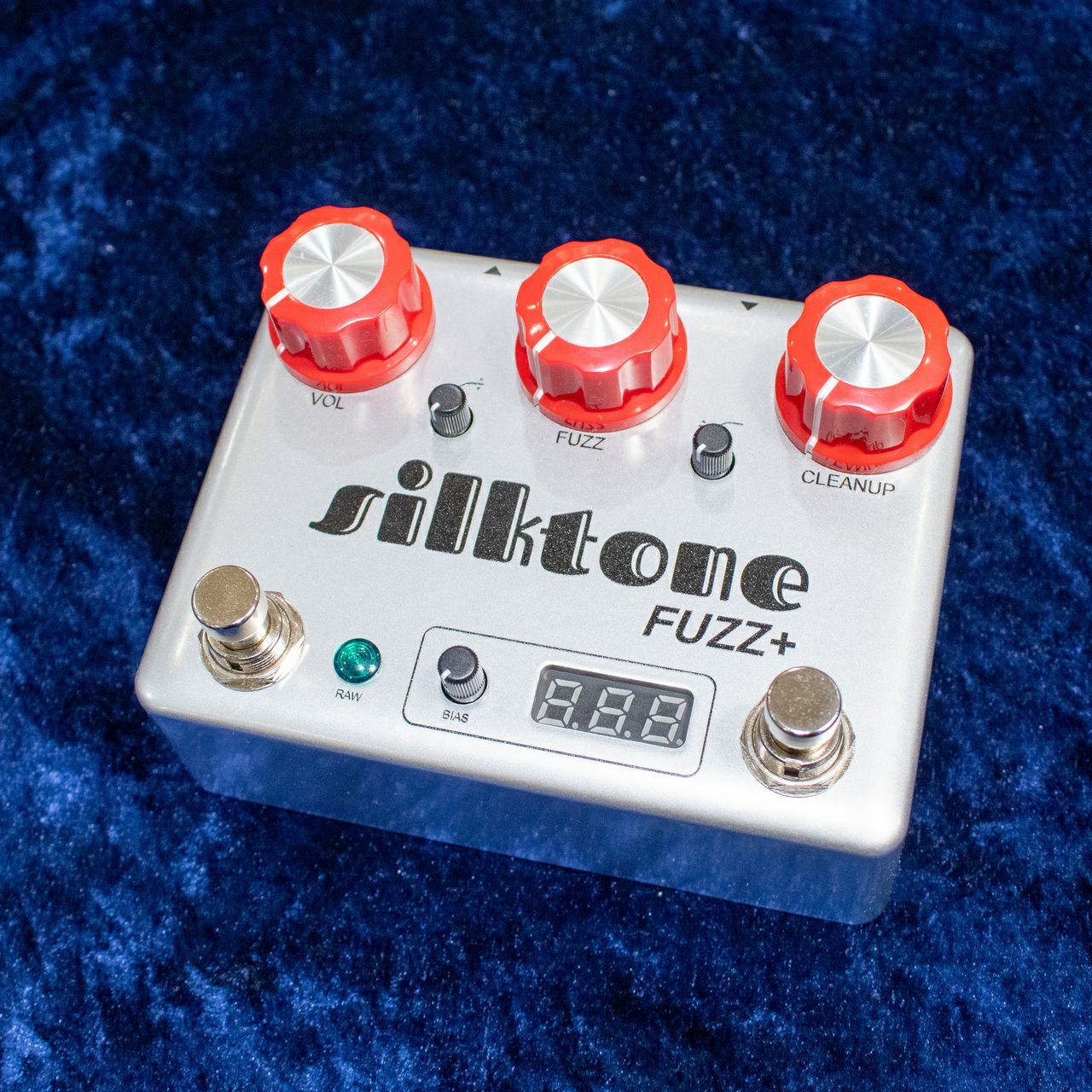 Silktone/Fuzz+ Weird Science Limited | 宮地楽器 ららぽーと立川立飛